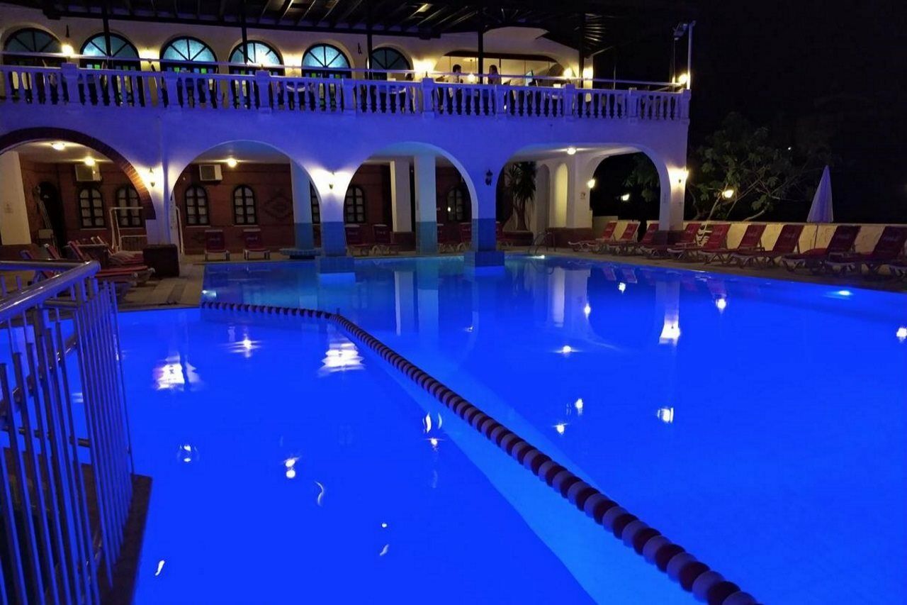 Altinsaray Hotel Kusadasi Luaran gambar